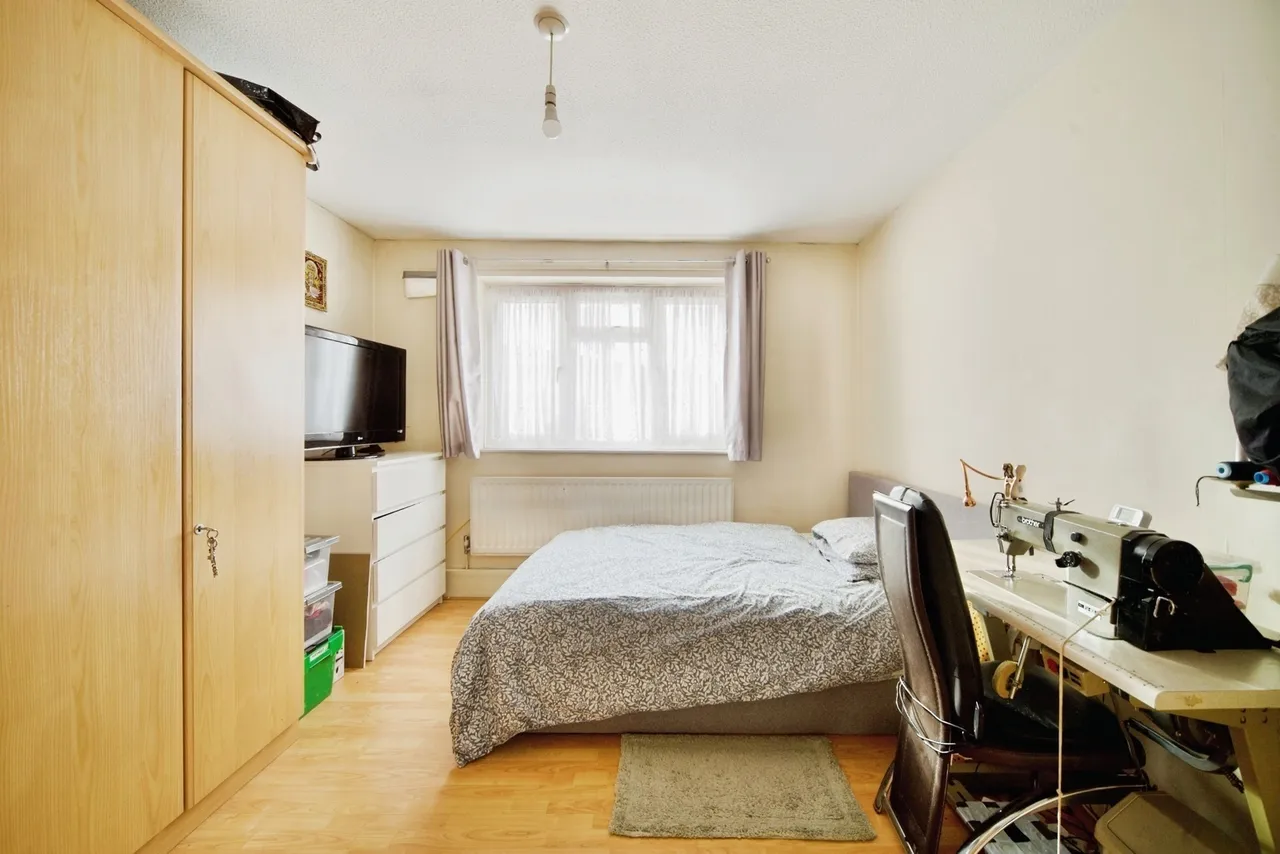Blaney Crescent, London, E6, photo 4