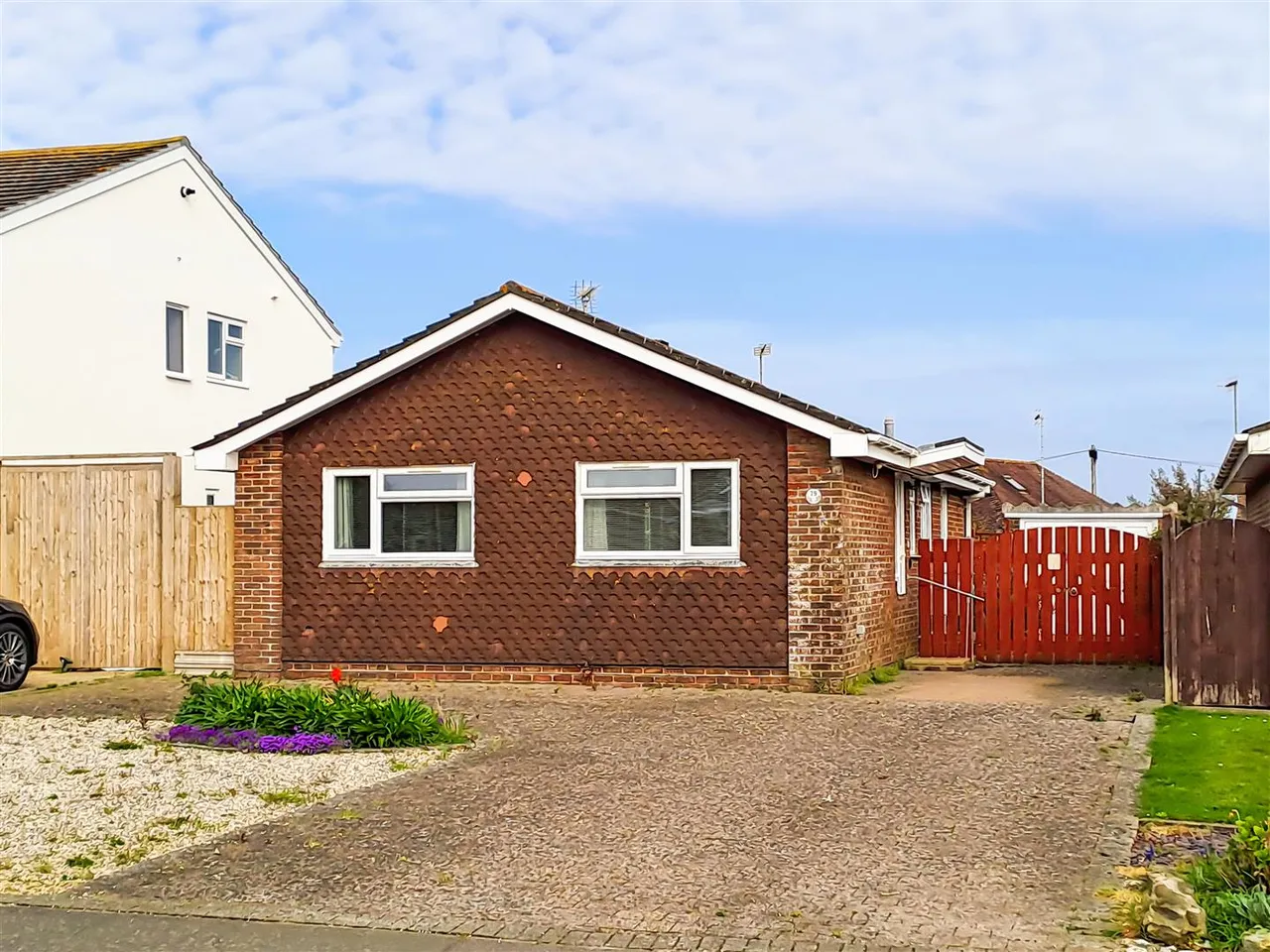 2 bed house for sale, White Horses Way, Beaumont Park