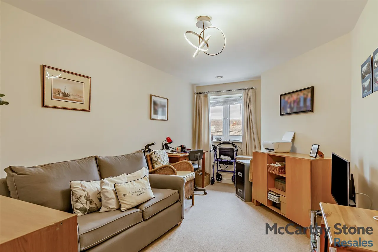 Raleigh Mead, South Molton, EX36, photo 9