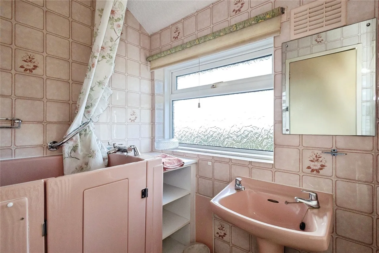 Broadhill Road, Stalybridge, Greater Manchester, SK15, photo 14