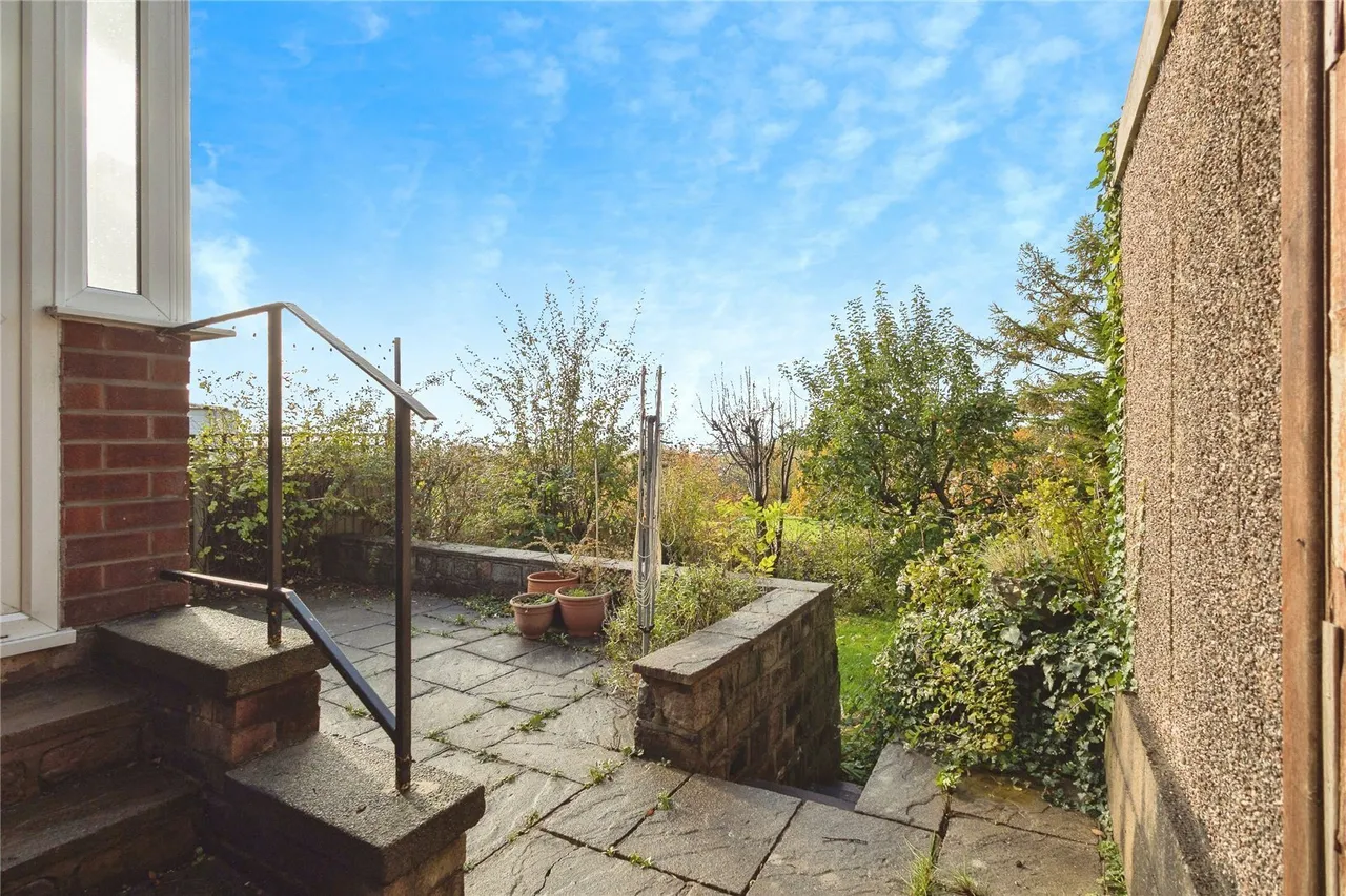 Broadhill Road, Stalybridge, Greater Manchester, SK15, photo 15