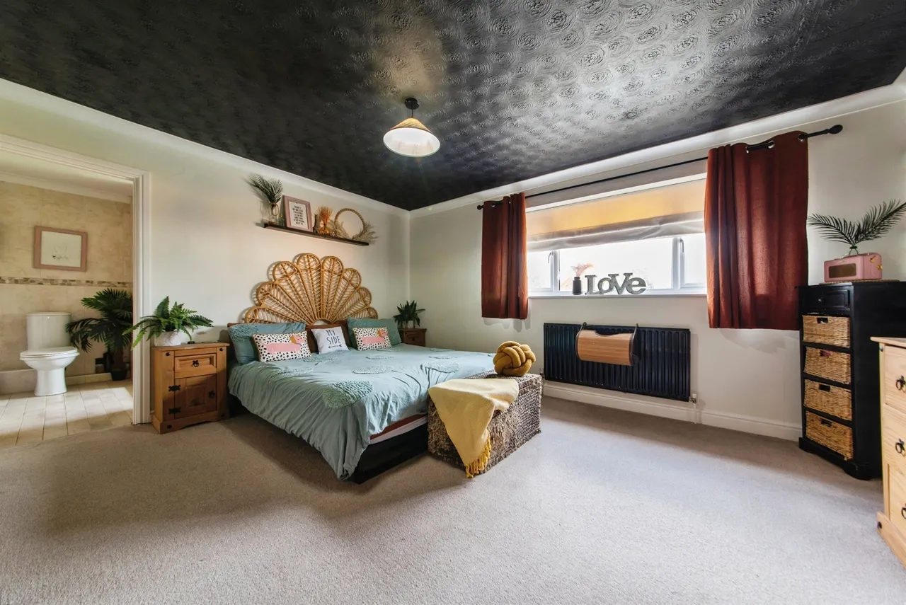 South Road, Bourne, PE10, photo 13