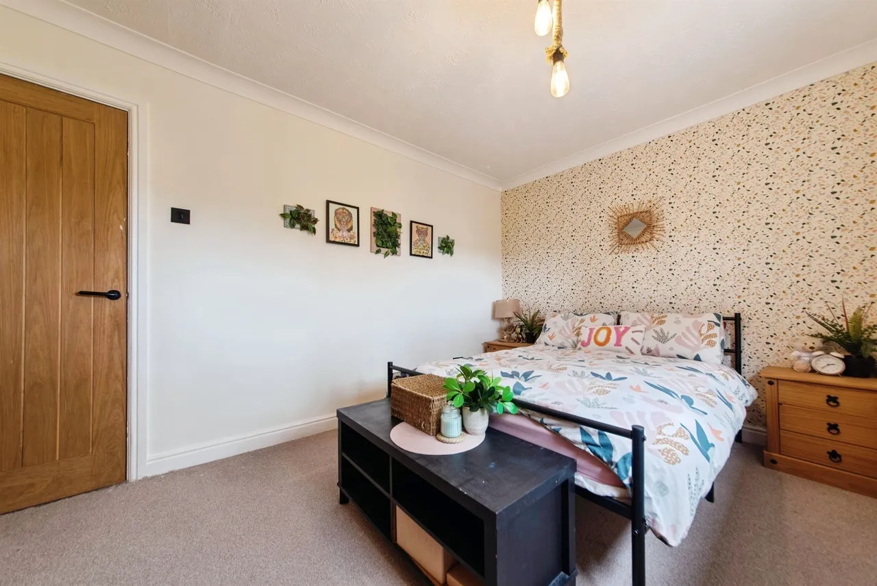 South Road, Bourne, PE10, photo 16