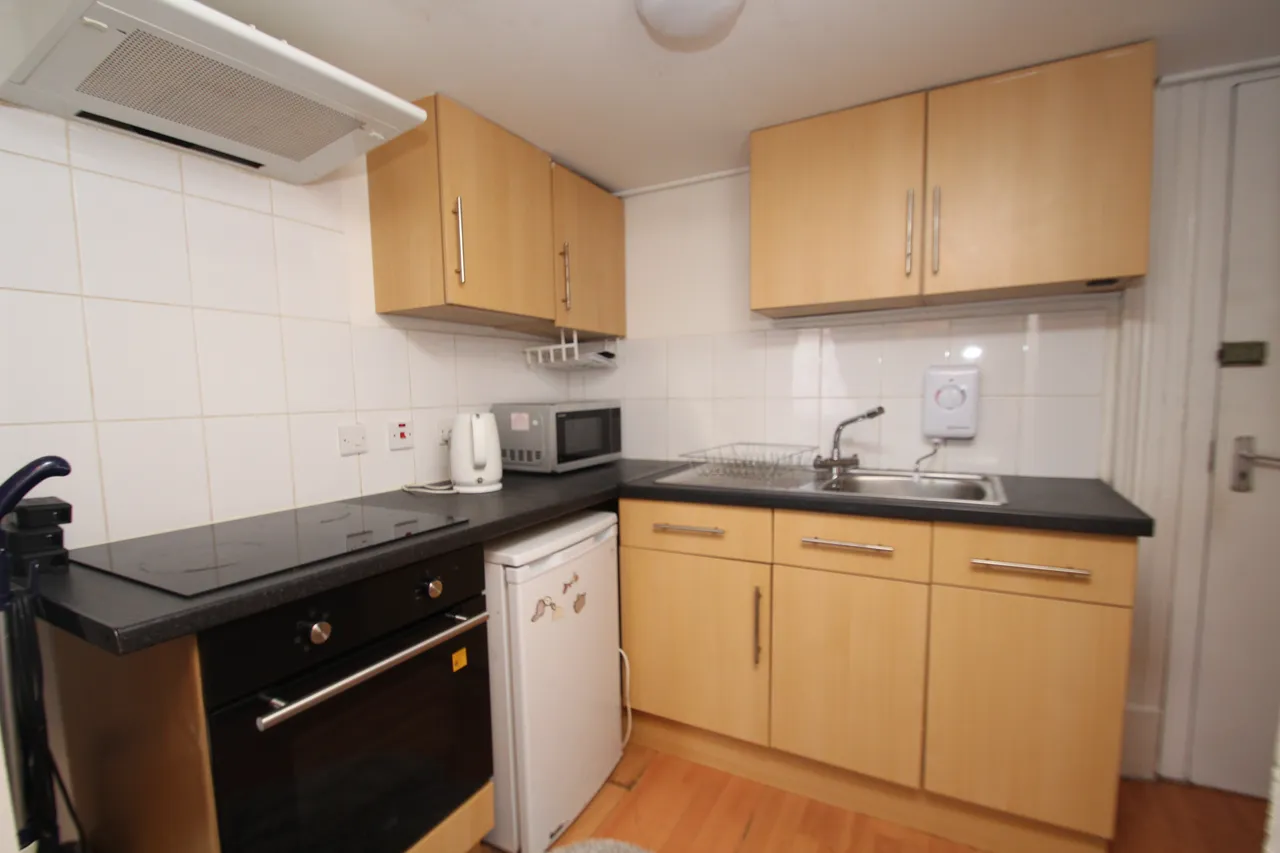 Oakfield Avenue, Hillhead, G12, photo 3