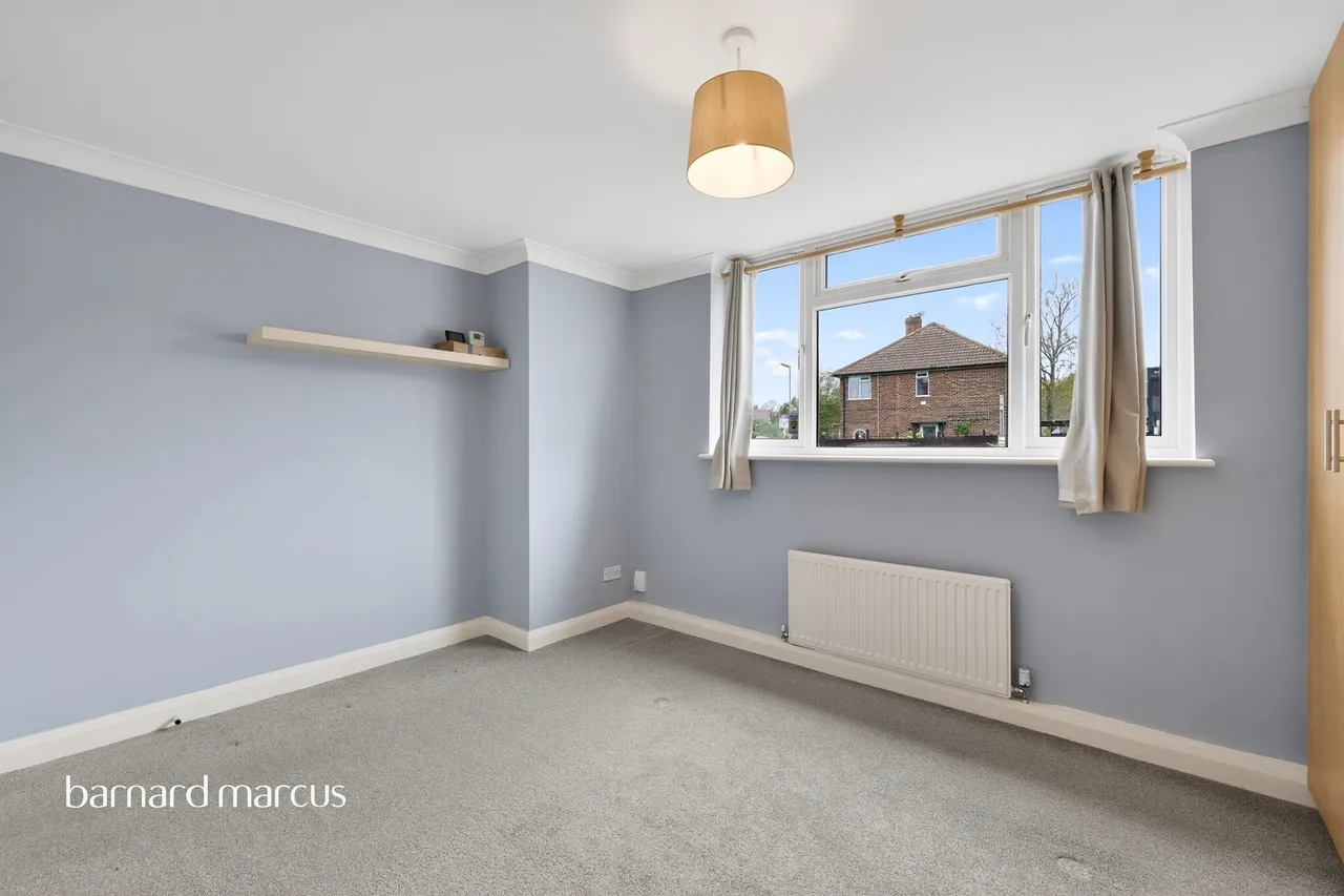 The Parade, Spa Drive, Epsom, photo 8