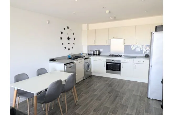 24 Starboard Crescent, Chatham, photo 2