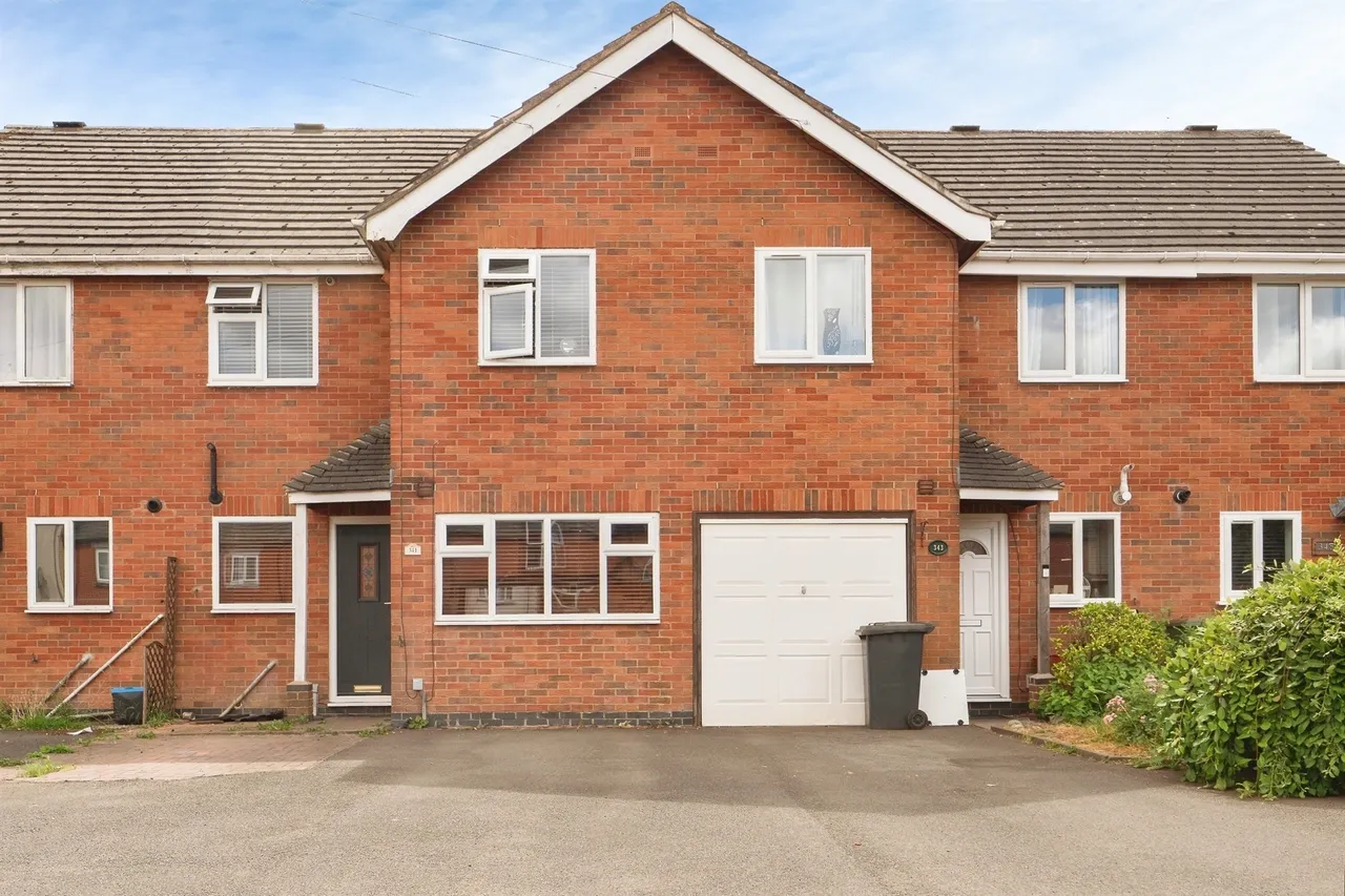 3 bed house for sale — Ashby Road, Coalville