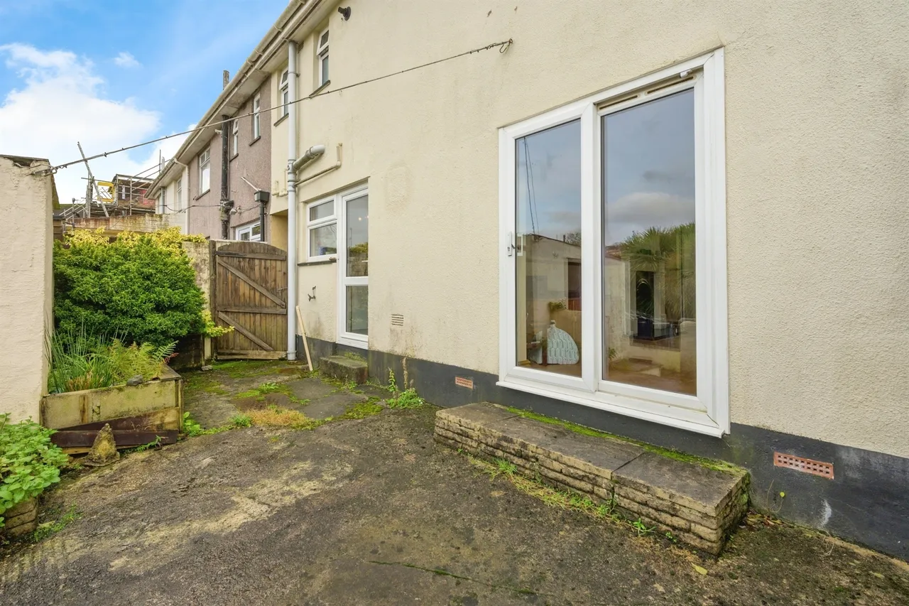 Erle Gardens, Plympton, PL7, photo 18