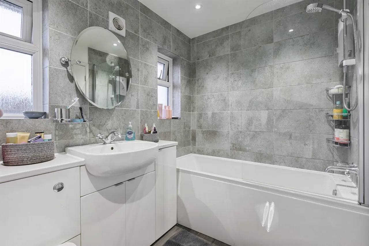 Erle Gardens, Plympton, PL7, photo 17