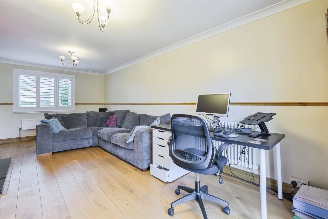 Erle Gardens, Plympton, PL7, photo 5