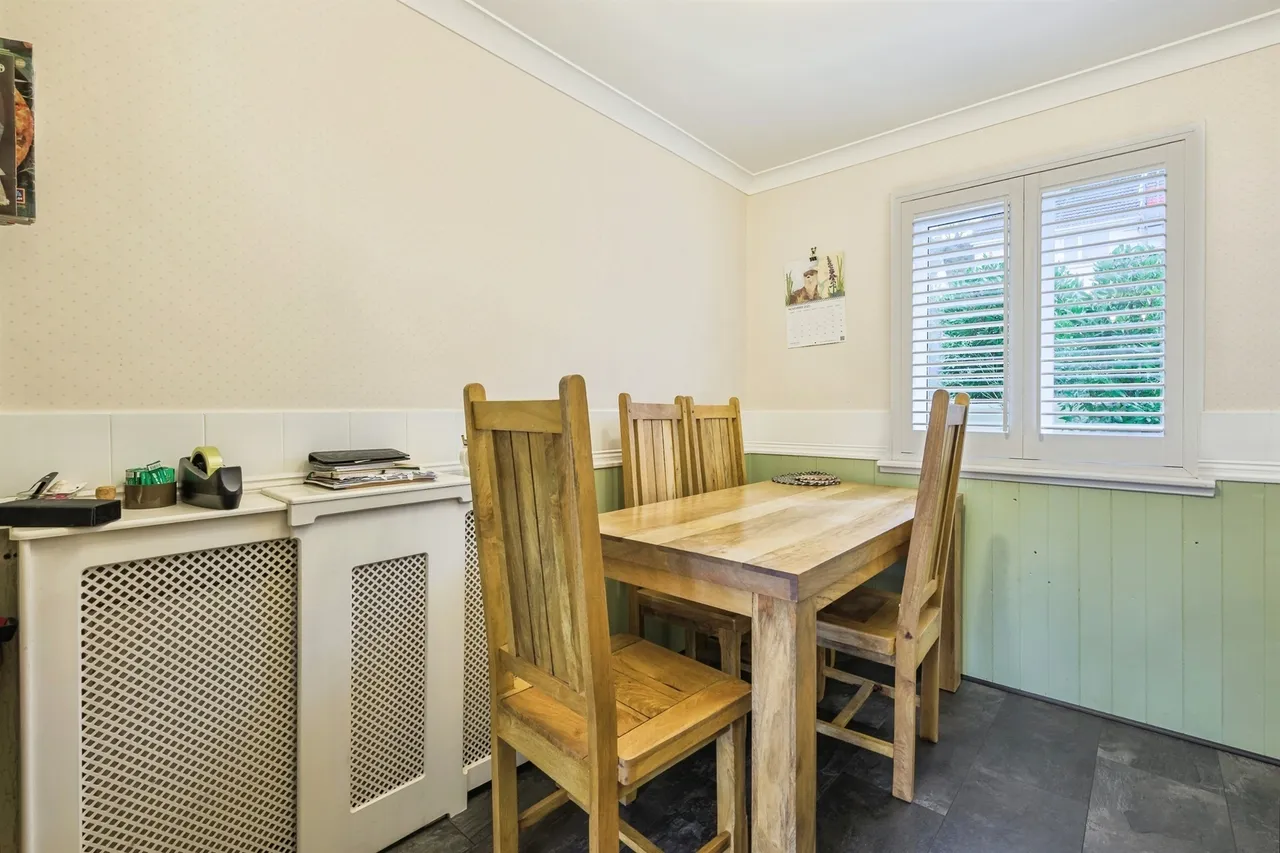 Erle Gardens, Plympton, PL7, photo 9