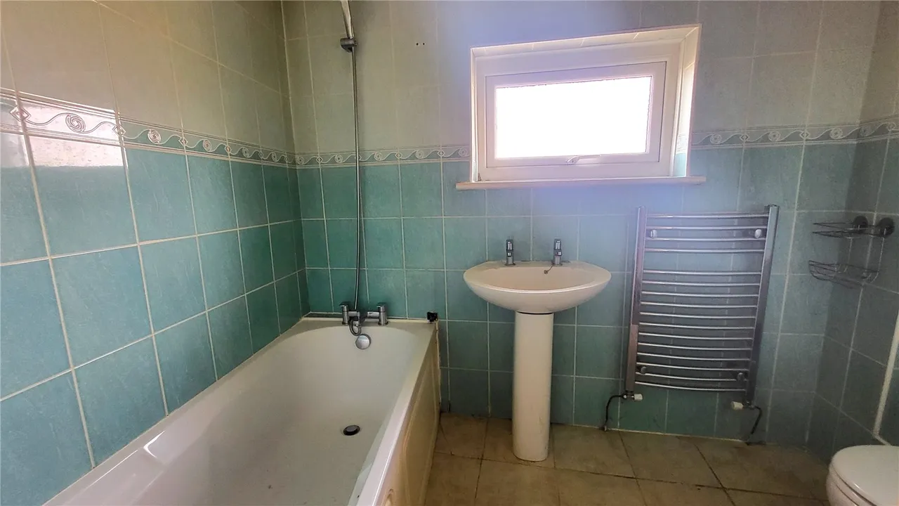 Fountain Court, Shaftesbury, SP7 8NB, photo 5