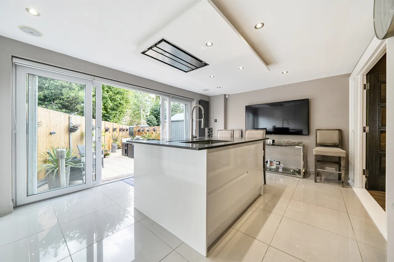 Willow Road, Enfield, EN1, photo 6