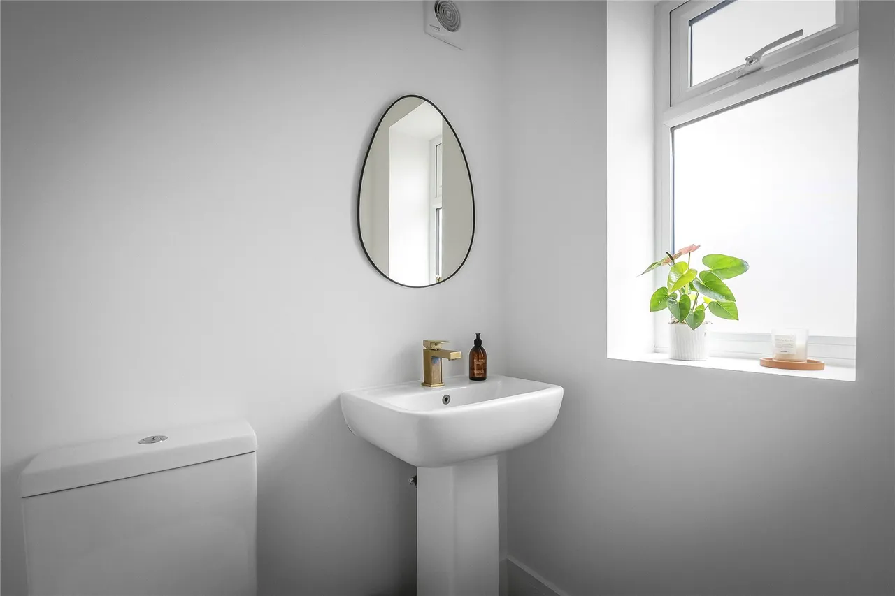 Weyside Gardens, Guildford, GU1, photo 15