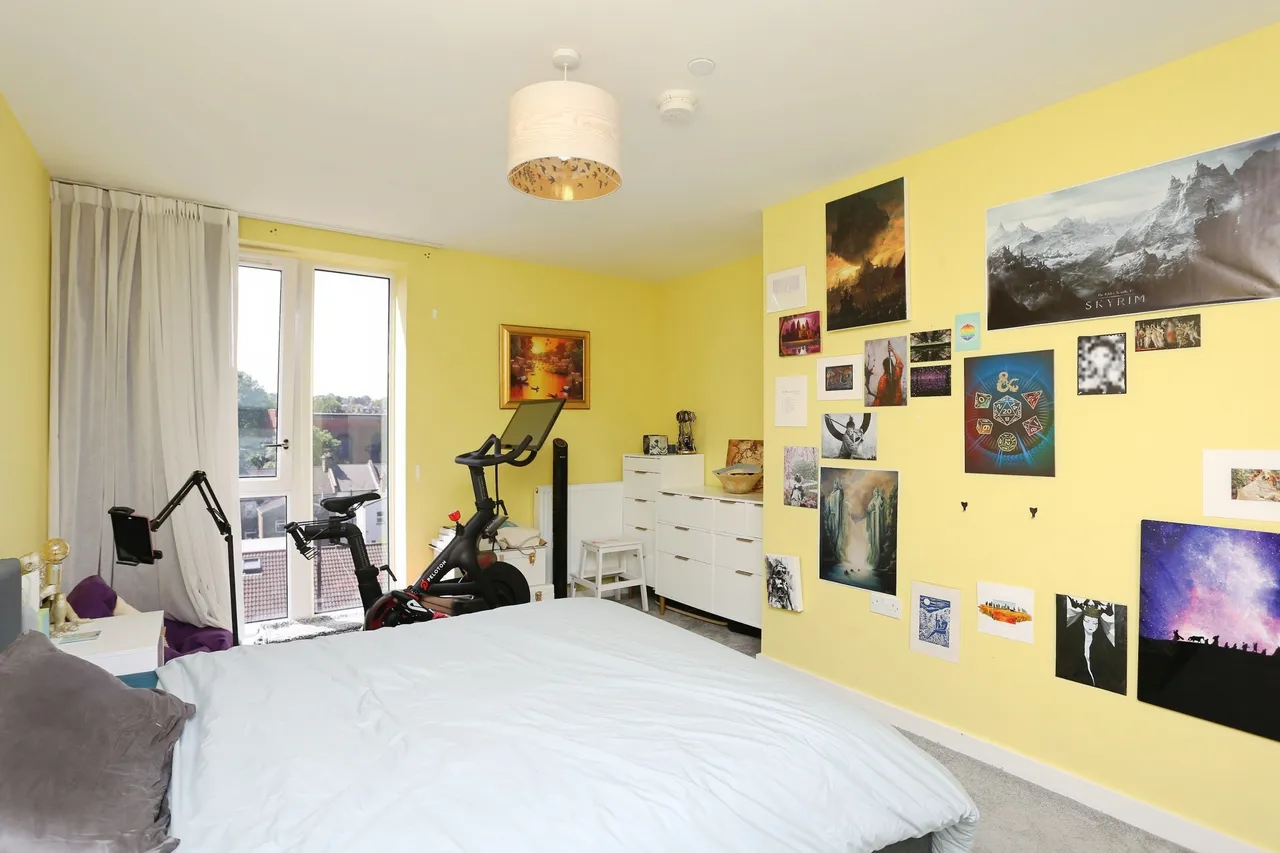 445 Woolwich Road, London, photo 3