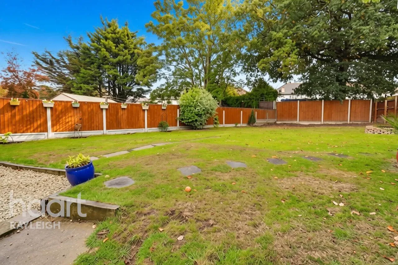 Broomfield Avenue, Leigh-On-Sea, SS9, photo 12