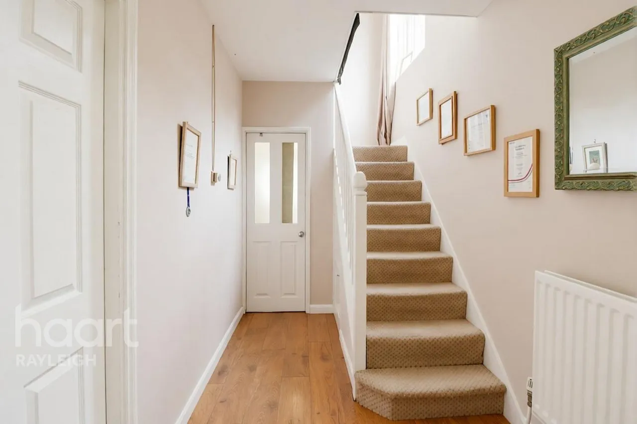 Broomfield Avenue, Leigh-On-Sea, SS9, photo 6
