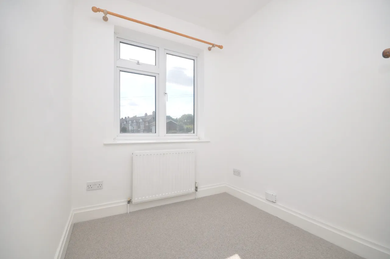 Bruce Grove, Chelmsford, CM2, photo 11