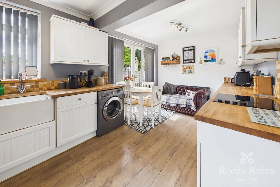 Aberford Road, Woodlesford, West Yorkshire, LS26, photo 9