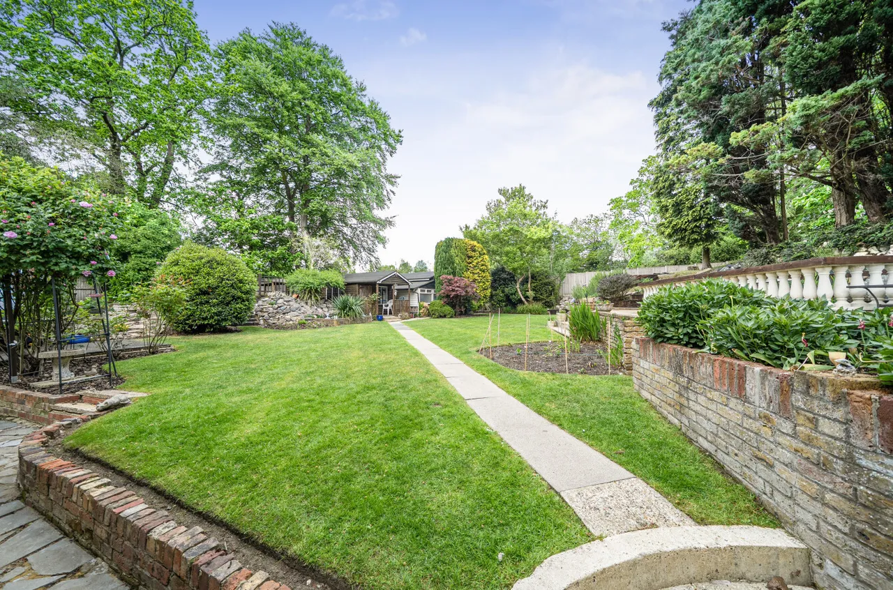 Frimley Road, Ash Vale, Surrey, GU12 5PP, photo 34
