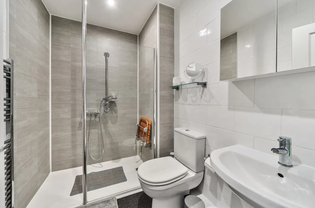 Frimley Road, Ash Vale, Surrey, GU12 5PP, photo 15