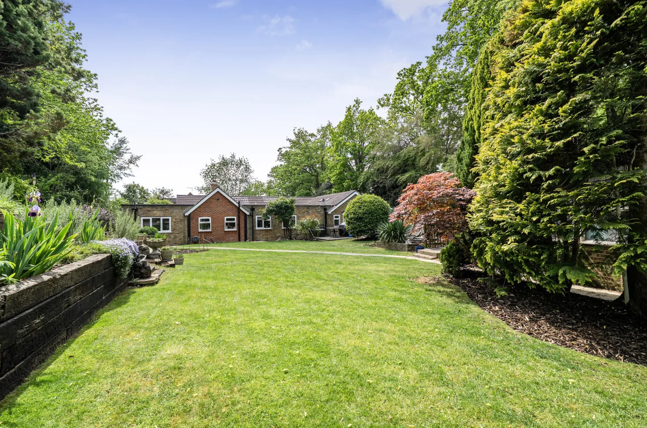 Frimley Road, Ash Vale, Surrey, GU12 5PP, photo 7