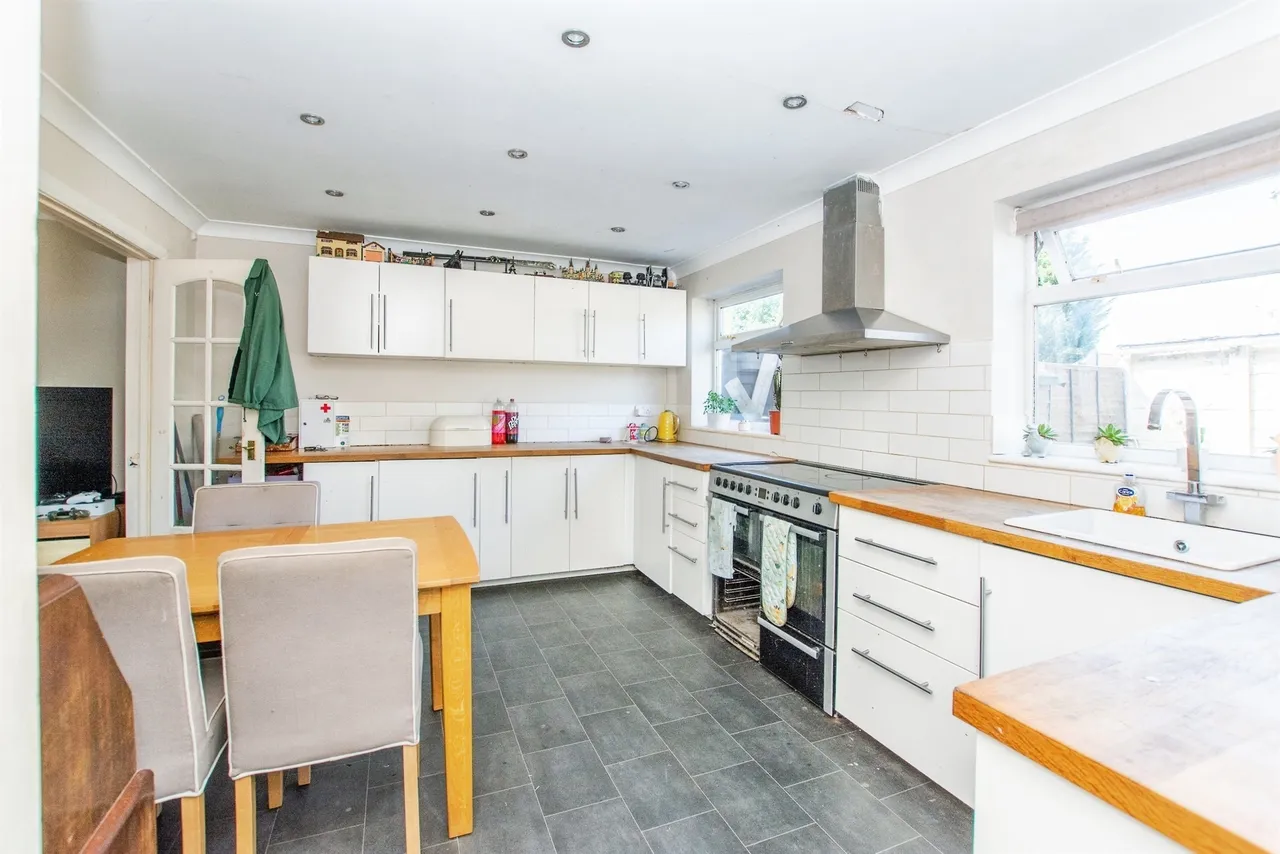 Manor Drive, Terrington St. John, PE14, photo 2