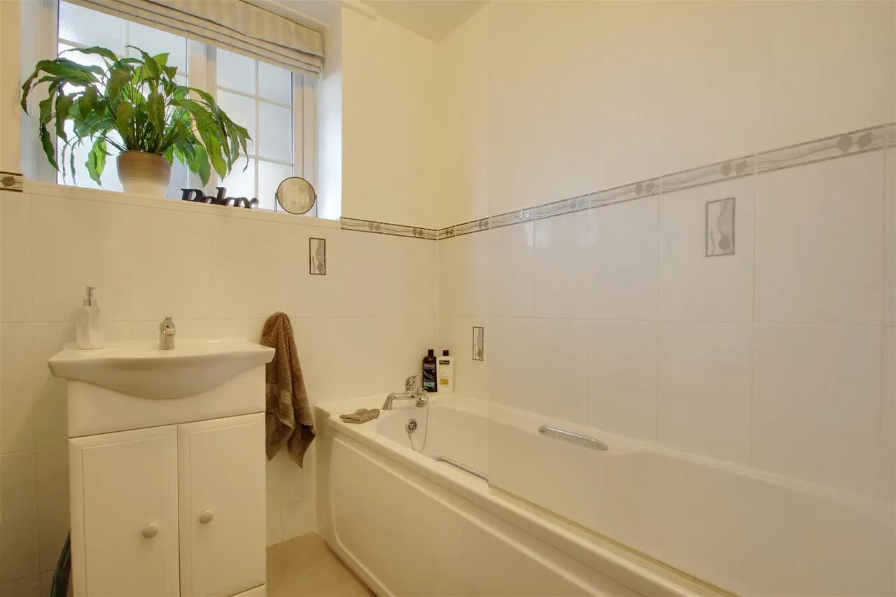 Boundary Road, Worthing, photo 11