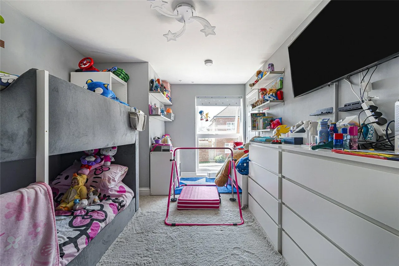 Ackers Drive, Weldon, DA10, photo 12