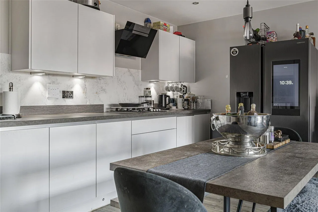 Ackers Drive, Weldon, DA10, photo 19