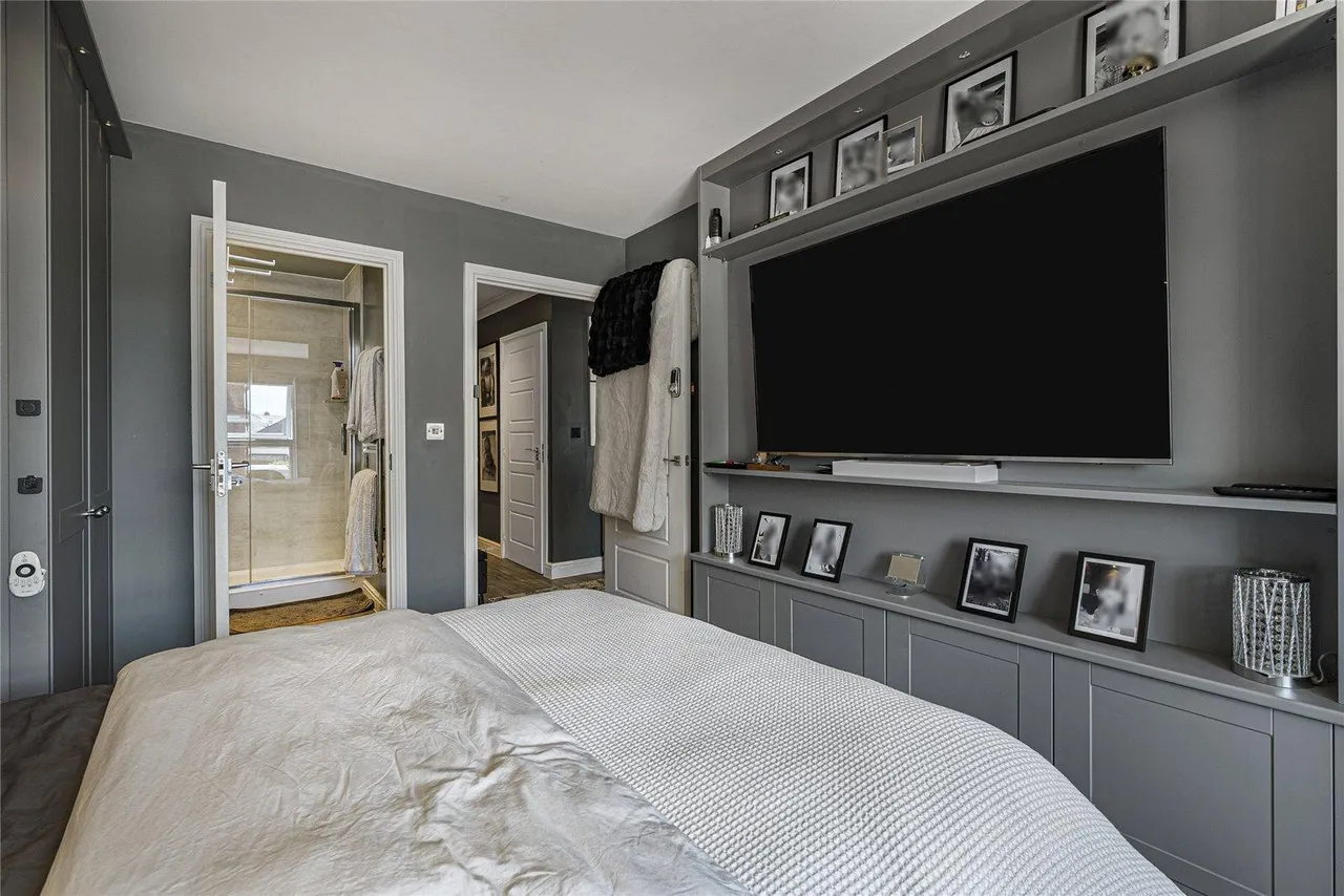 Ackers Drive, Weldon, DA10, photo 11