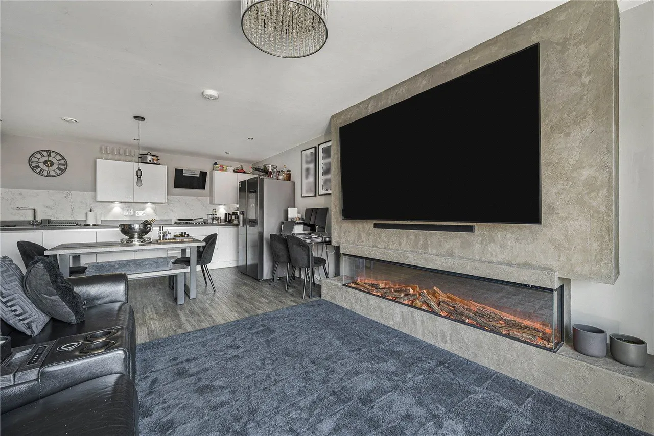 Ackers Drive, Weldon, DA10, photo 18