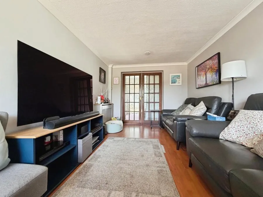 Manston Drive, Bracknell, RG12, photo 3
