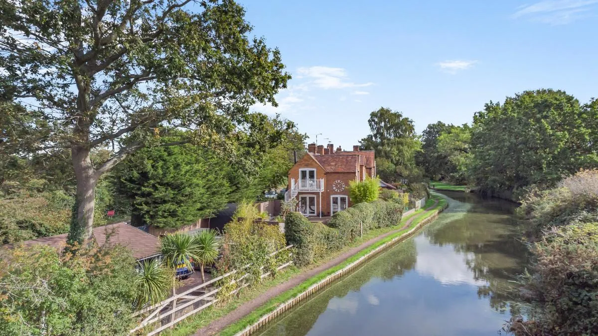 3 bed house for sale, Old Warwick Road, Lapworth