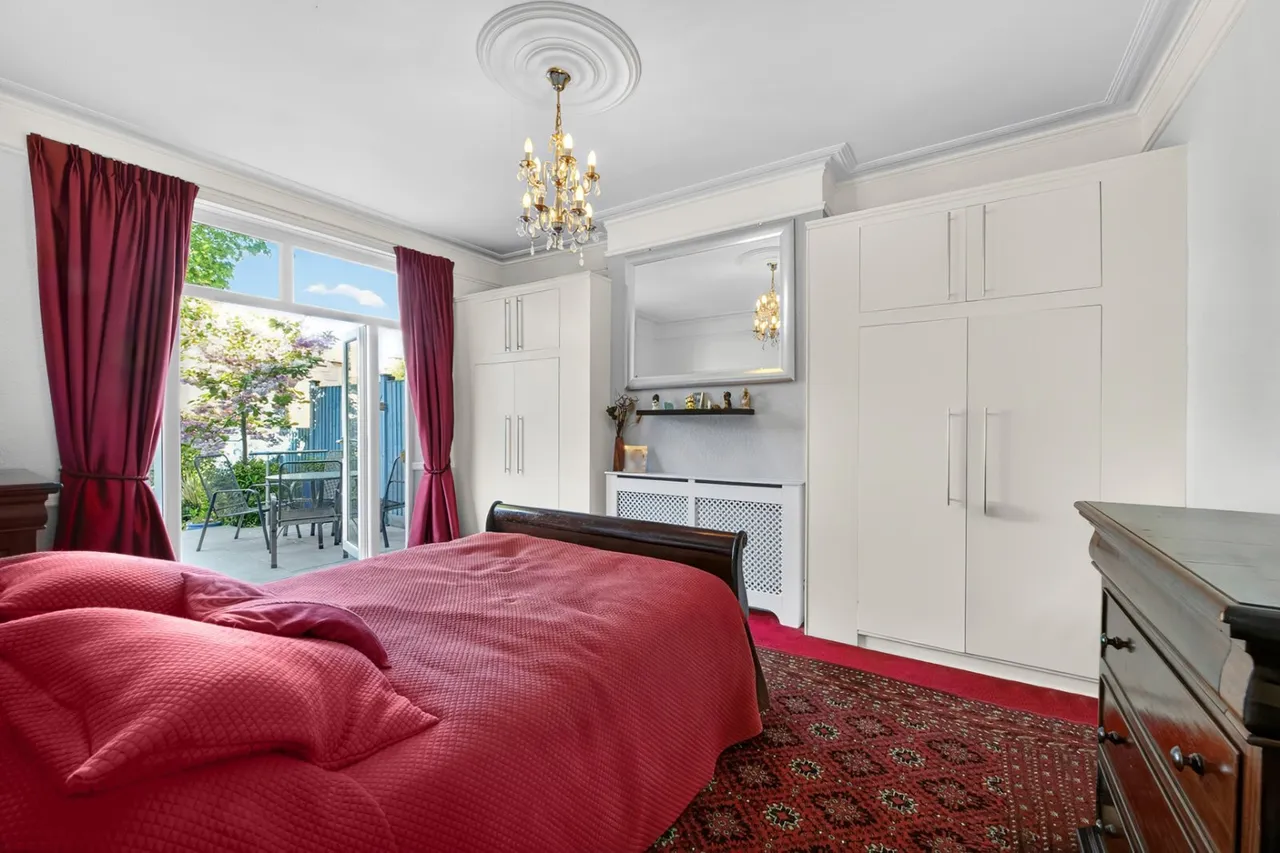 Upper Richmond Road West, East Sheen, SW14, photo 12