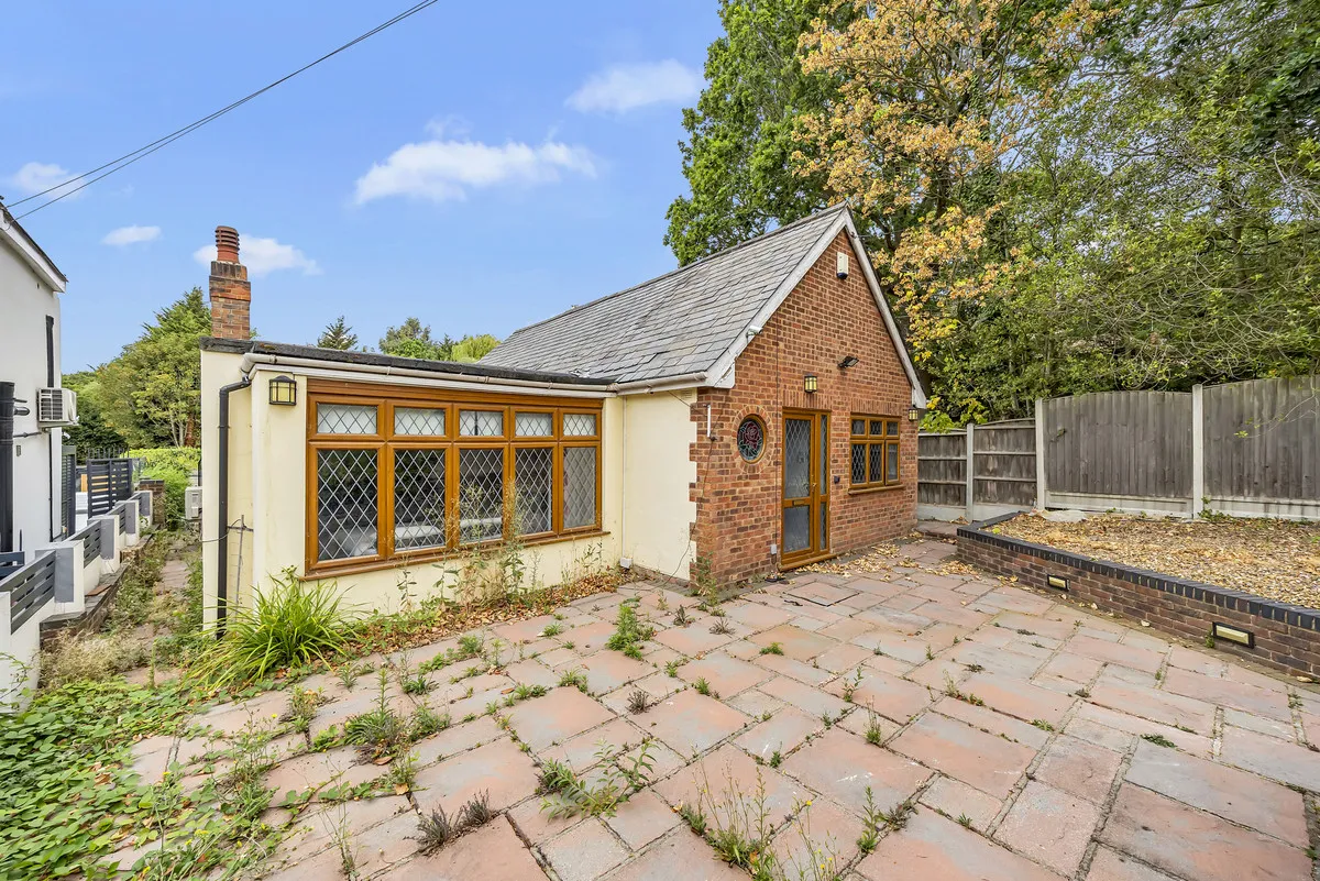3 bed house for sale, Orange Tree Hill, Havering Atte Bower, RM4