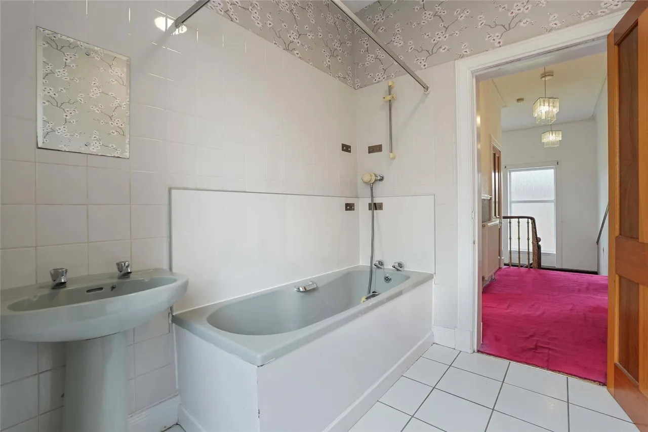 Sanderson Terrace, Auchtertool, Kirkcaldy, Fife, KY2, photo 13