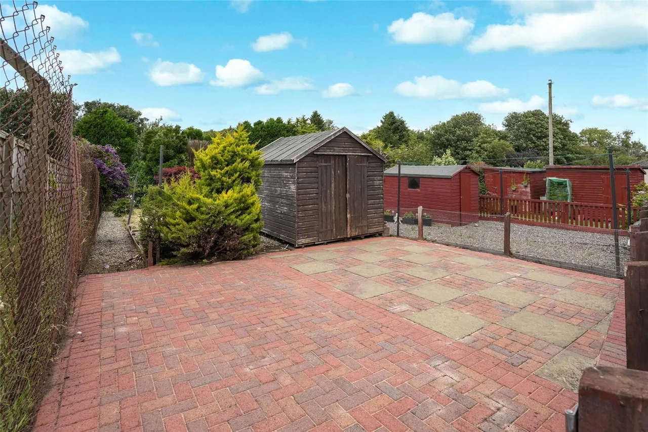 Sanderson Terrace, Auchtertool, Kirkcaldy, Fife, KY2, photo 18