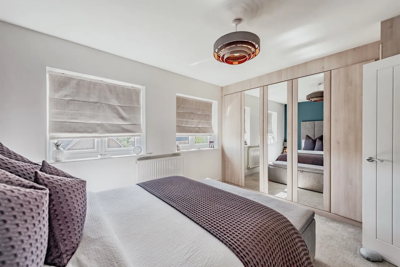 Pullman Avenue, Haywards Heath, RH16, photo 11
