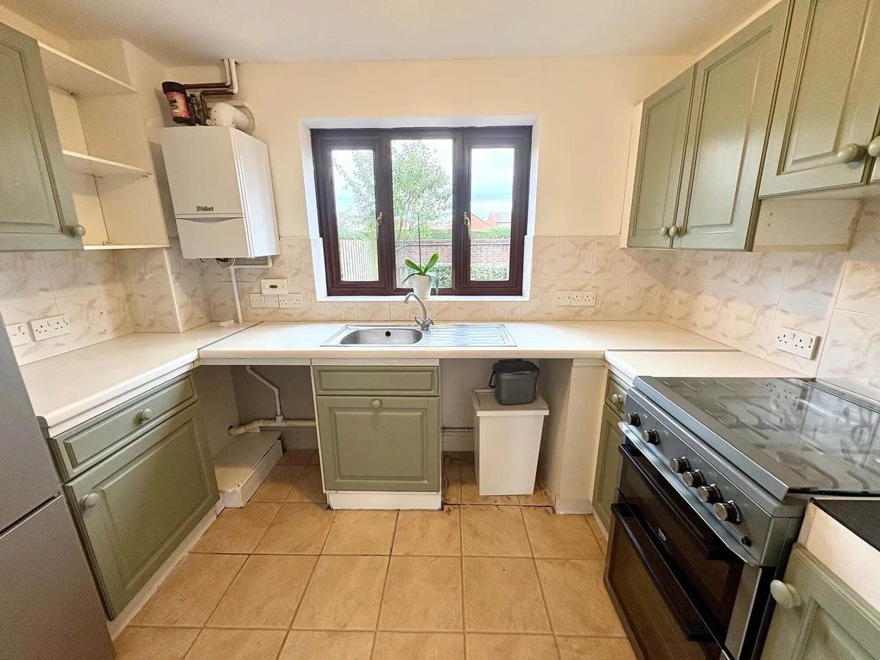 Shapton Close, Holbury, SO45, photo 4