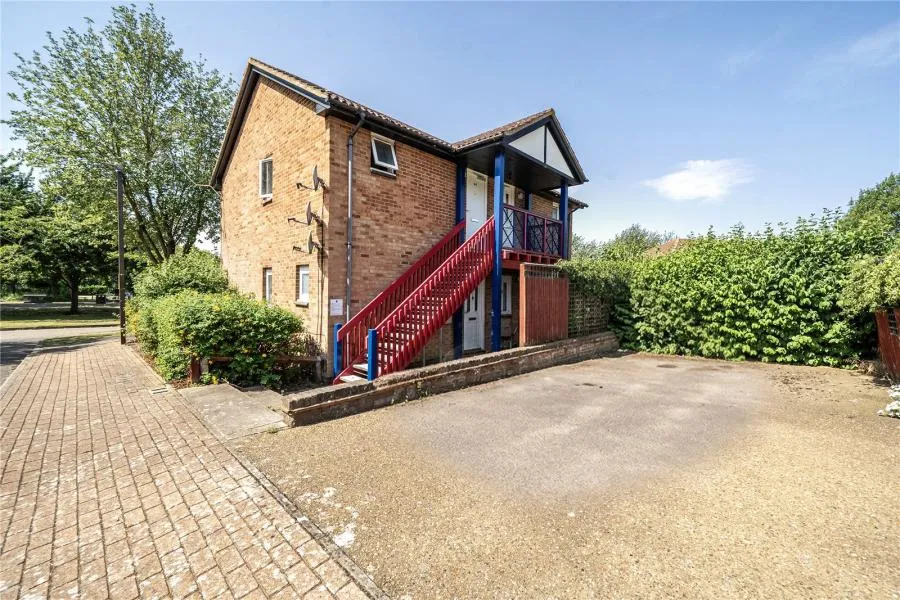Pomander Crescent, Walnut Tree, MK7, photo 8