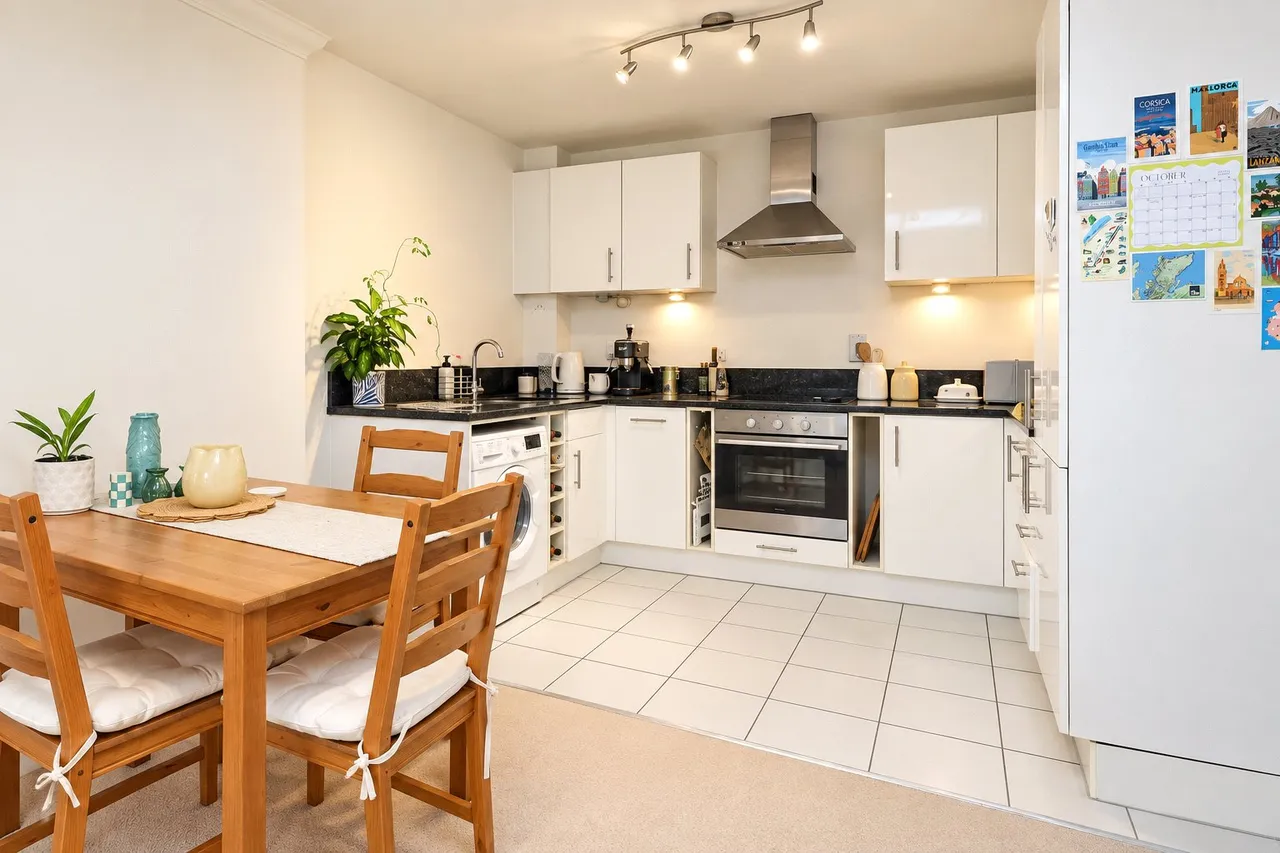 Constitution Hill, Woking, GU22, photo 3