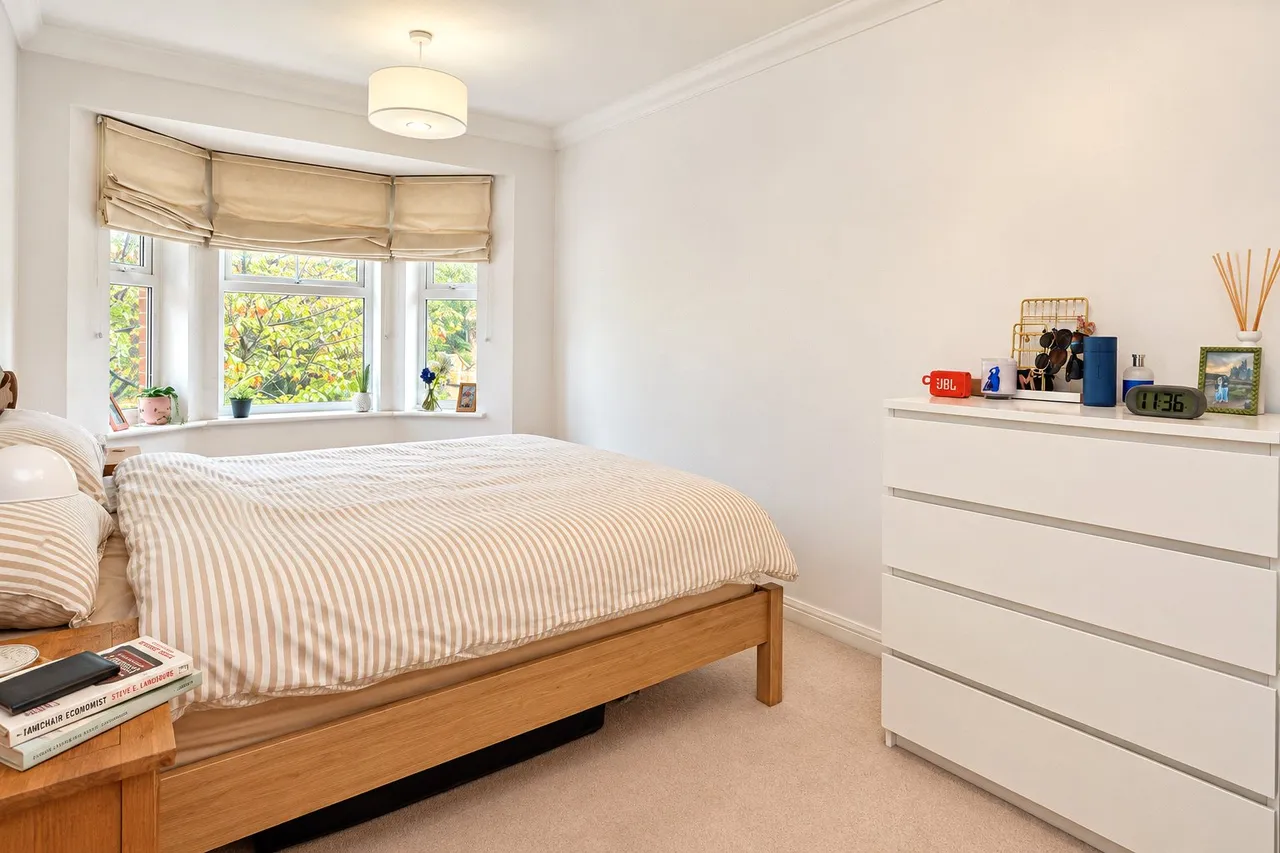 Constitution Hill, Woking, GU22, photo 7