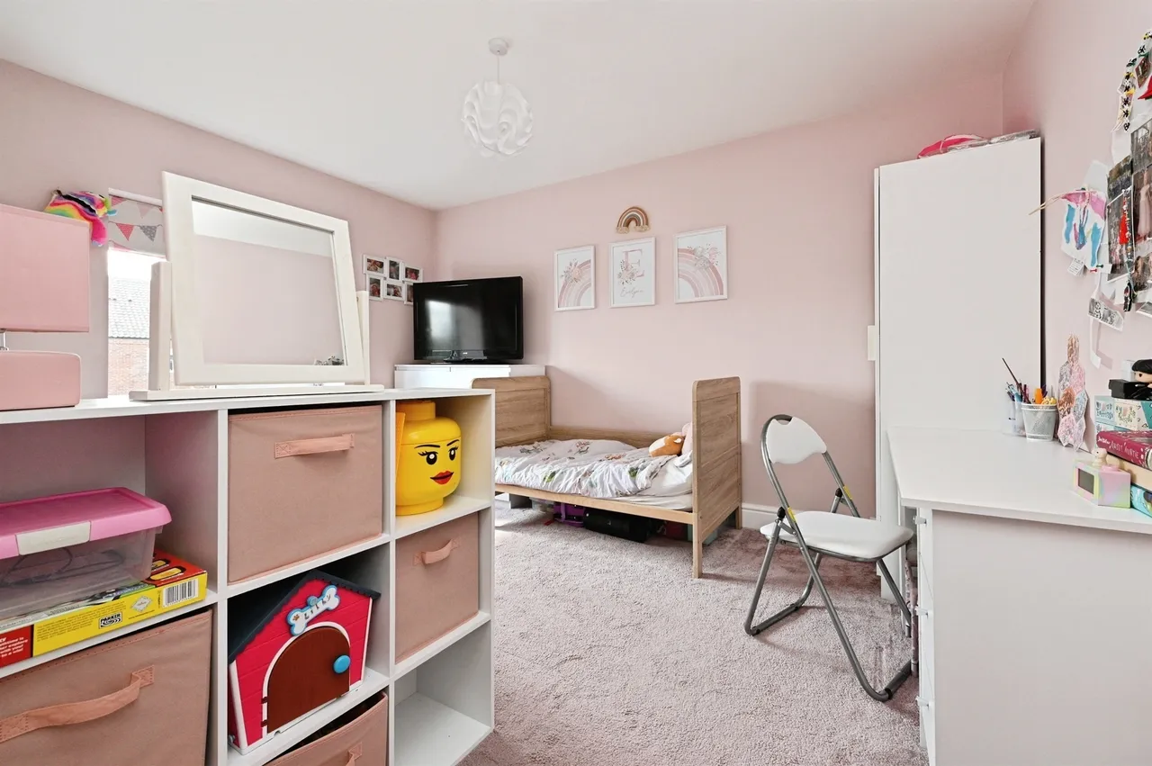 Tony Scase Court, Grimston, PE32, photo 8