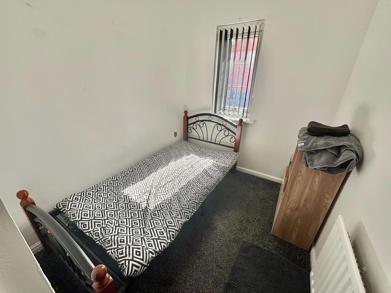 Mosley Avenue, Bury, BL9, photo 12