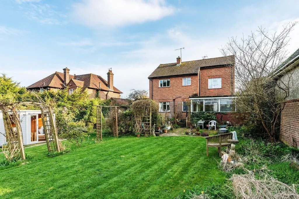 Croft Avenue, Dorking, RH4, photo 21