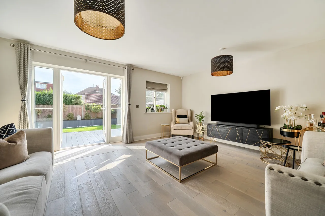 Elmore Drive, Harrow, HA3, photo 2