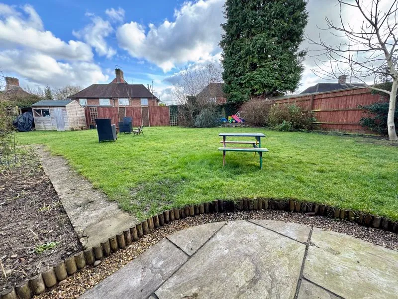Clapton Approach, Wooburn Green HP10 0DP, photo 4