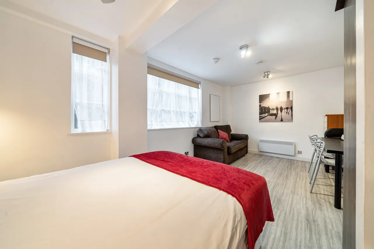 Flat G02, 2 Roland Gardens, London, photo 6