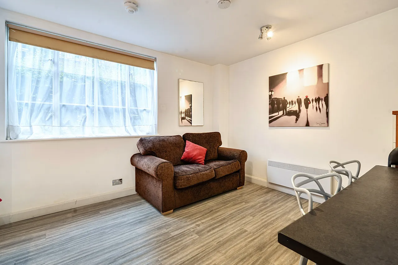 Flat G02, 2 Roland Gardens, London, photo 11